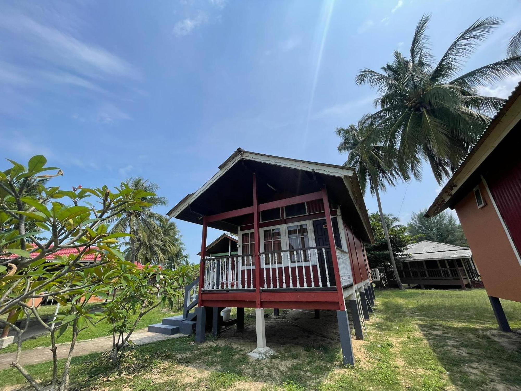 Pcb Beach Resort Kota Bharu Exteriér fotografie